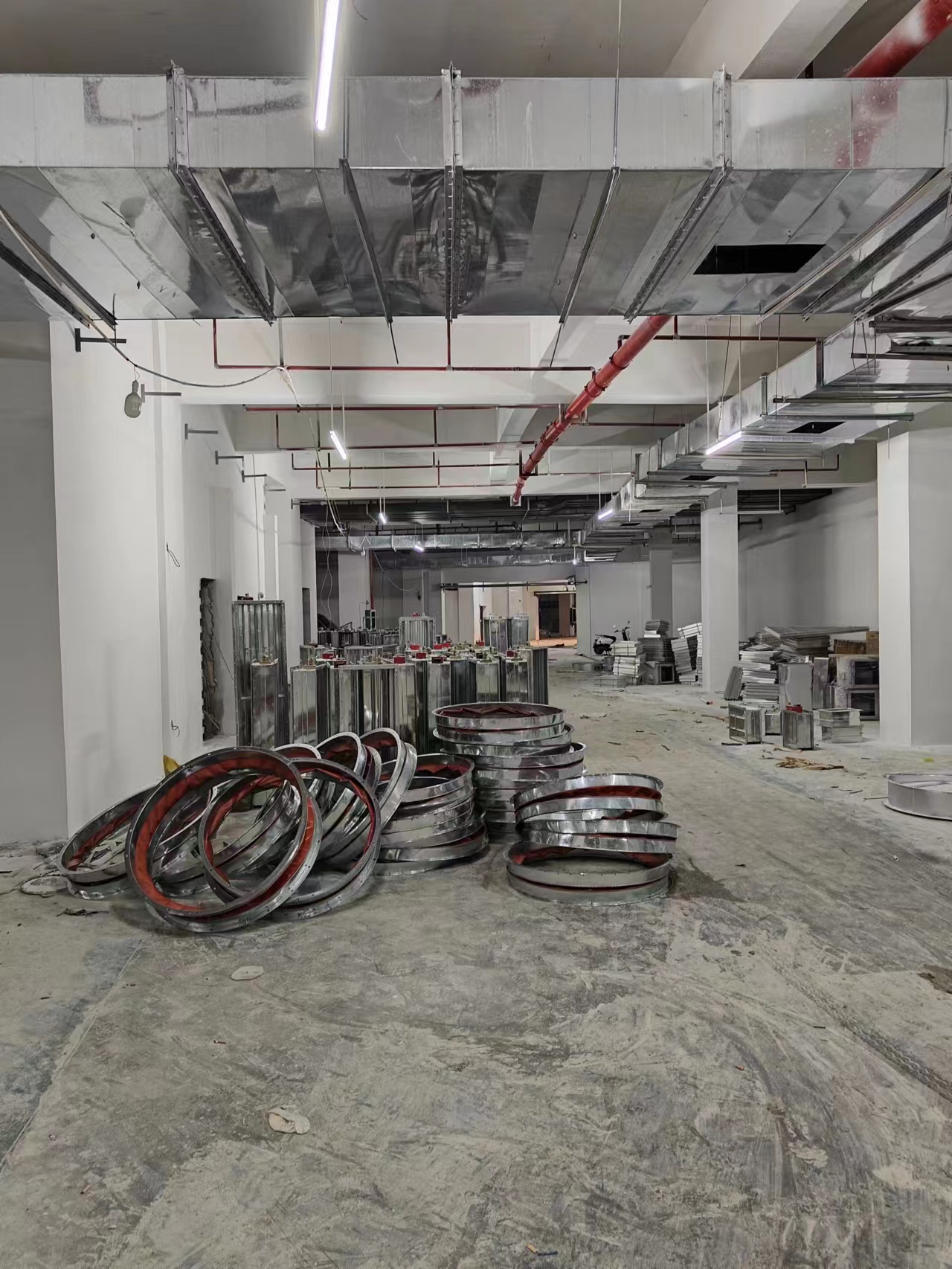 1761271269841103.jpg 14812b91f3cd124137581890e6d0b2e.jpg